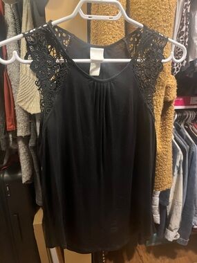 H&M Black Lace-Shoulder Sleeveless Camisole
